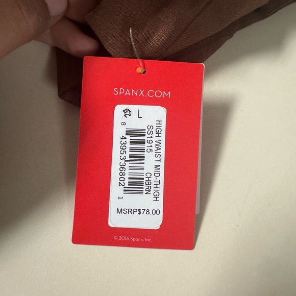 Spanx Sculpt Shapewear Shorts - Picture 6 of 9